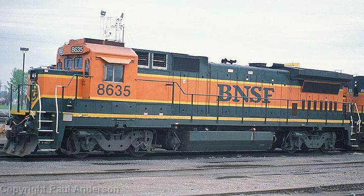 BNSF 8635 B40-8.jpg